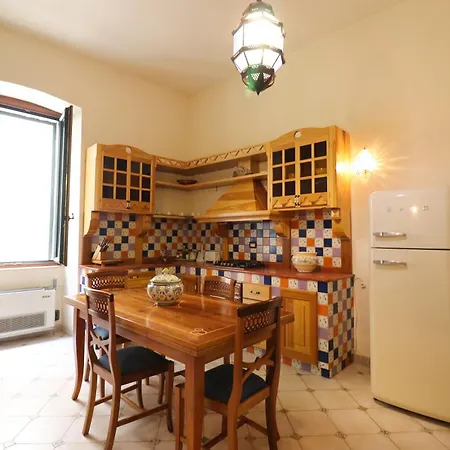 Dimora Cariddi Al Centro Storico Otranto