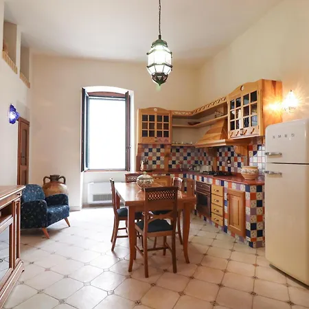Dimora Cariddi Al Centro Storico Ferienhaus